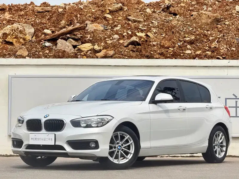 BMW 1 Series (Import), 2016