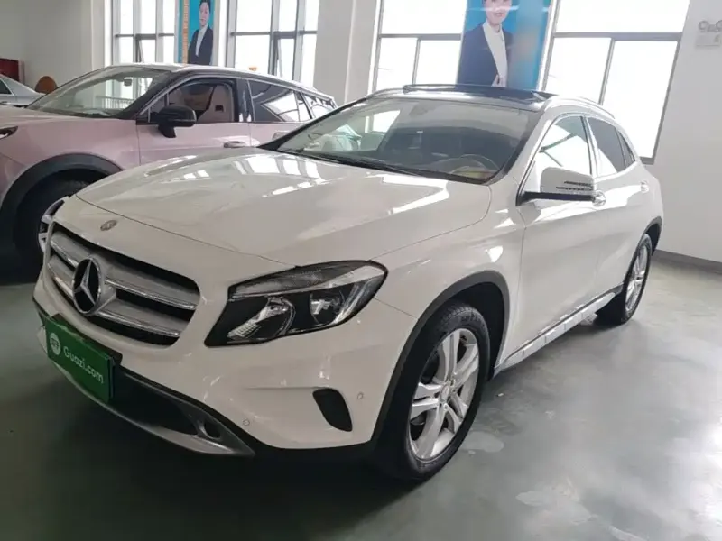 Mercedes-Benz GLA, 2016