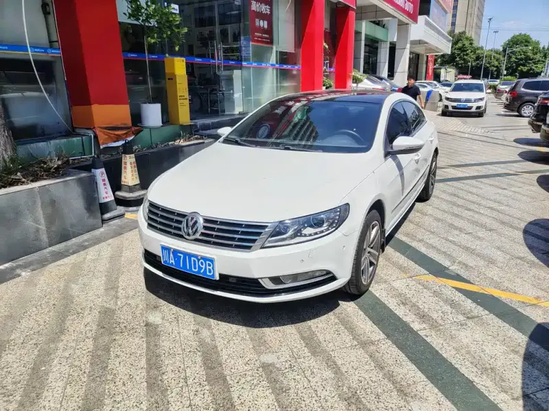 Volkswagen CC, 2015