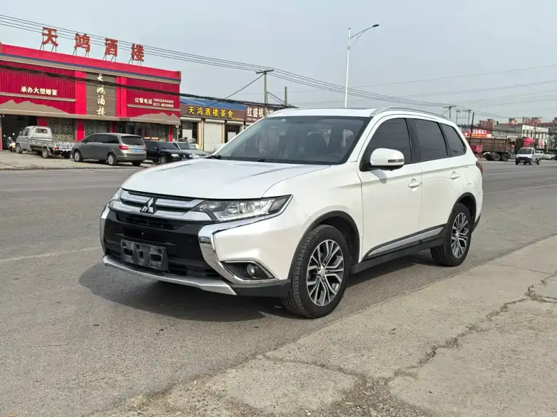 Mitsubishi Outlander, 2018
