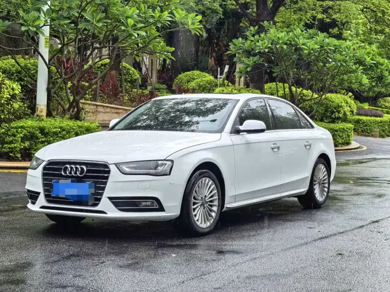 Audi A4L, 2016
