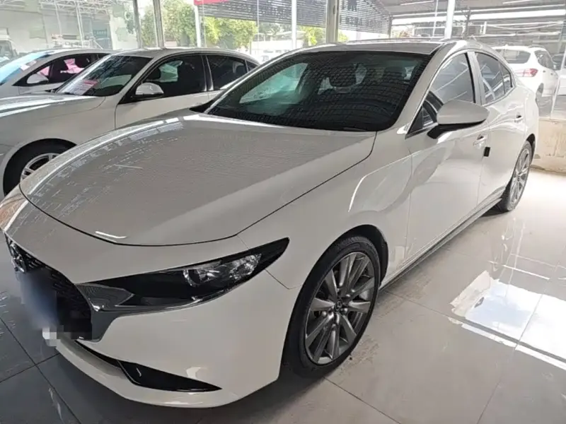Mazda 3 Axela, 2020