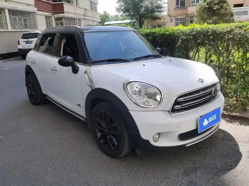 MINI Countryman, 2015