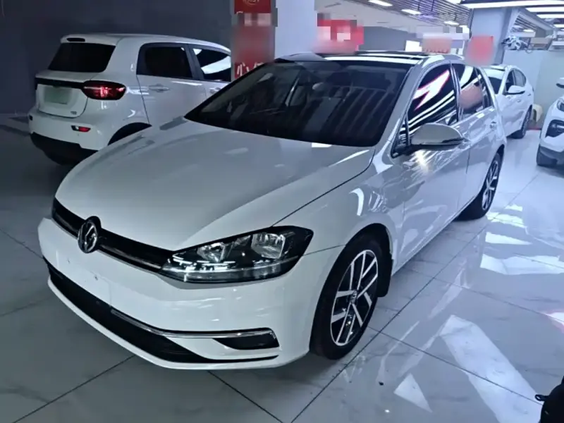 Volkswagen Golf, 2020