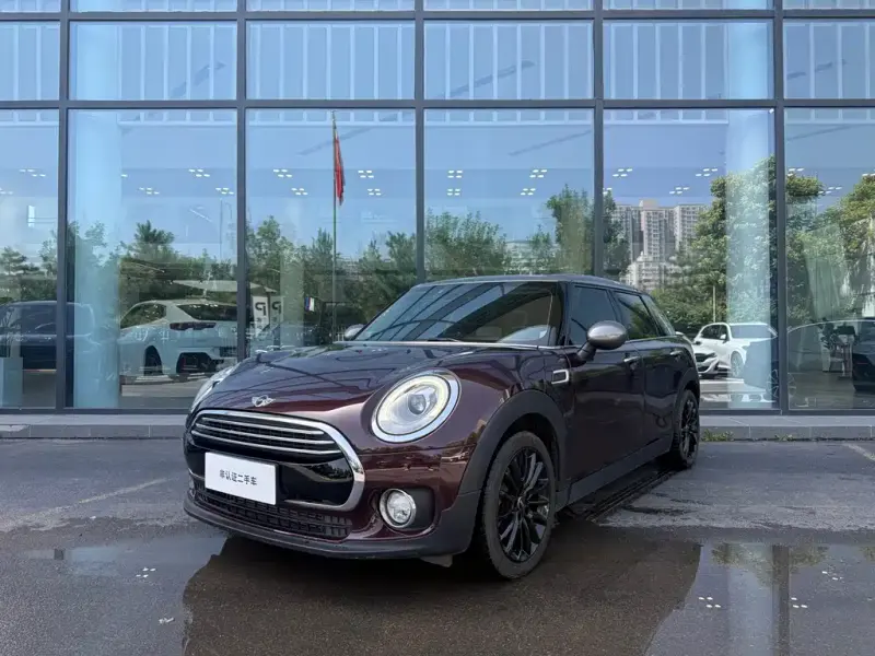 MINI Clubman, 2015