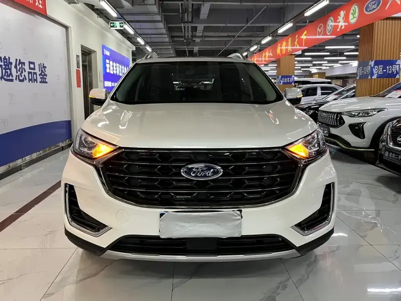 Ford Edge, 2022