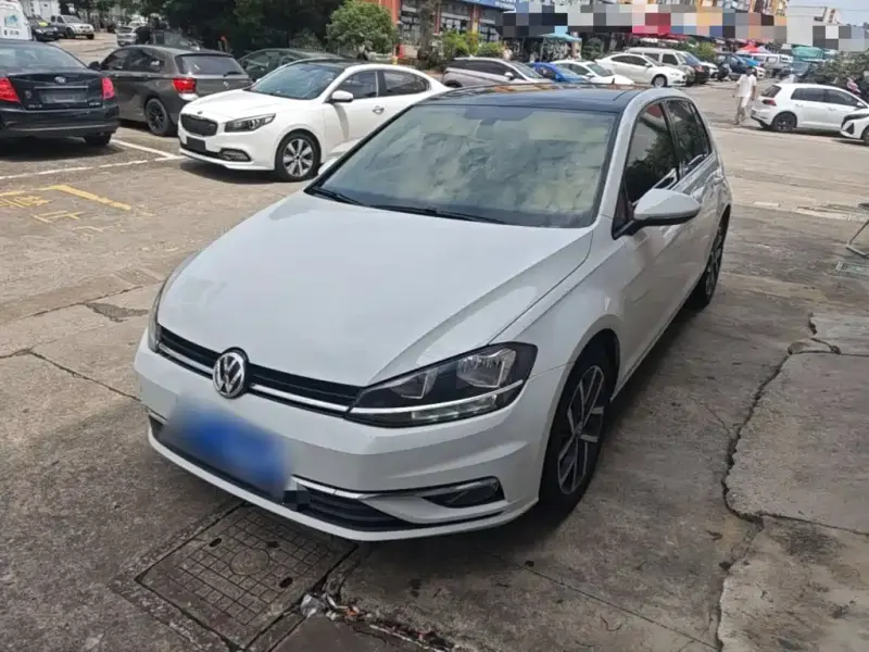 Volkswagen Golf, 2020