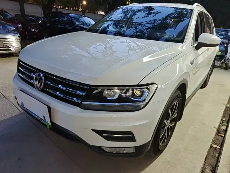 Volkswagen Tiguan L, 2018