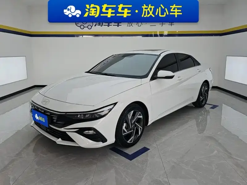 Hyundai Elantra, 2025