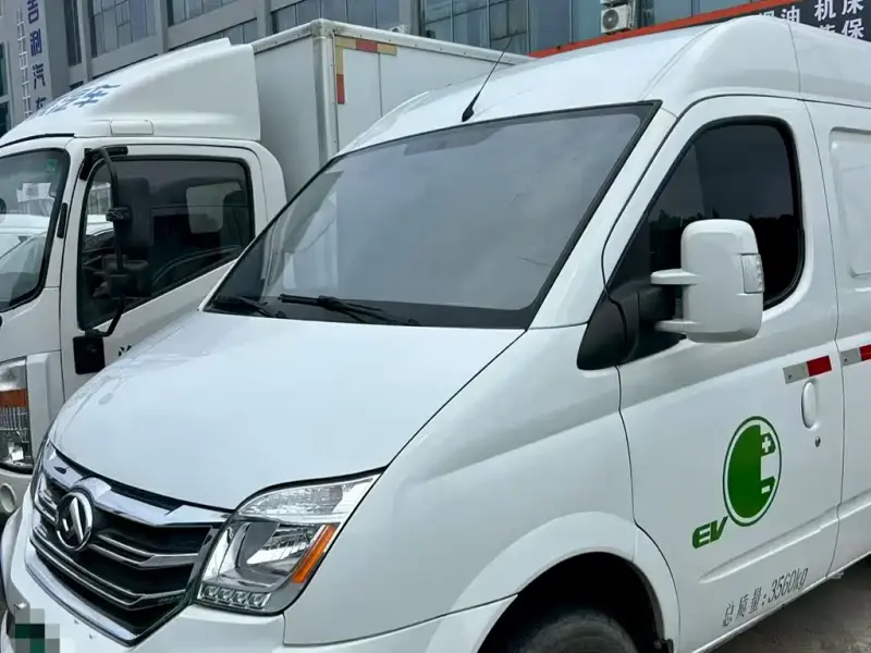 Maxus EV80, 2023