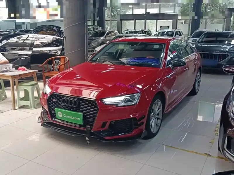 Audi A4L, 2018
