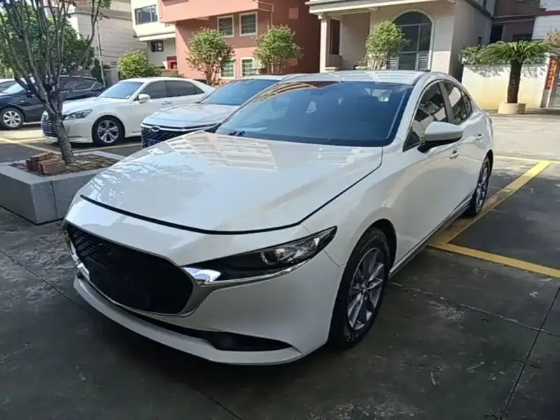 Mazda 3 Axela, 2023