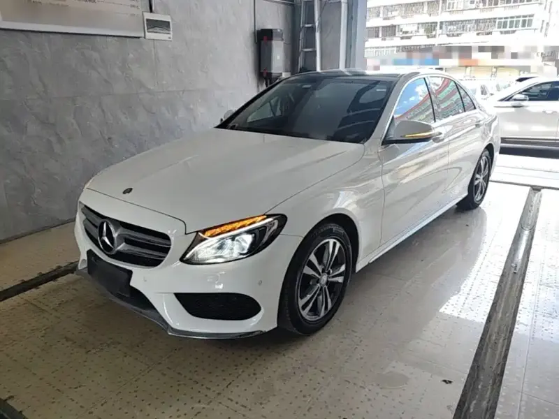 Mercedes-Benz C-Class, 2015