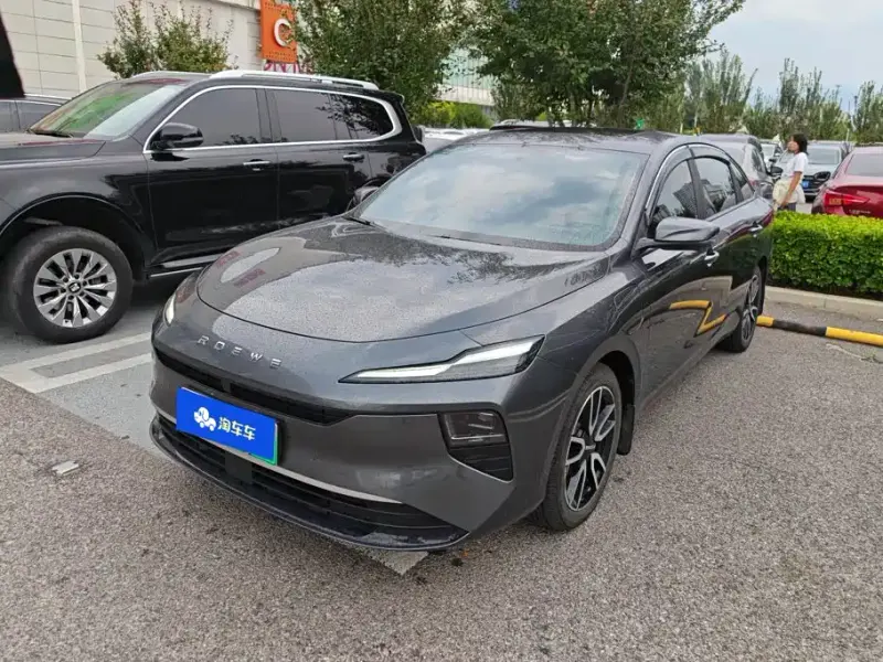 Roewe D6, 2025