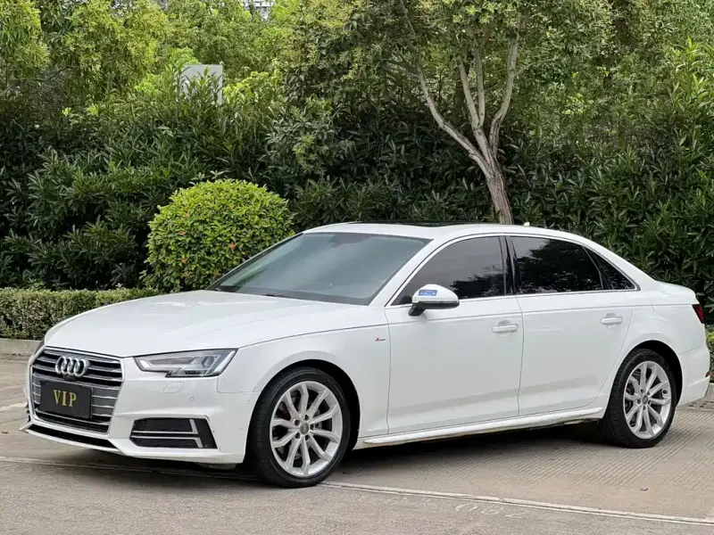 Audi A4L, 2017