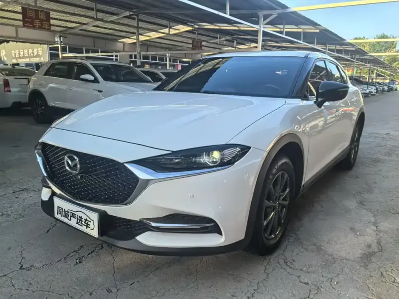 Mazda CX-4, 2021