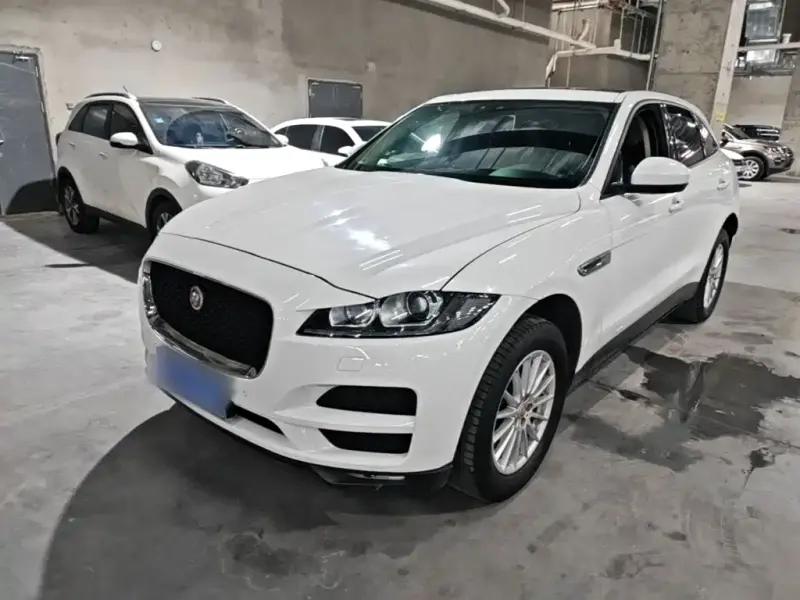 Jaguar F-PACE, 2017