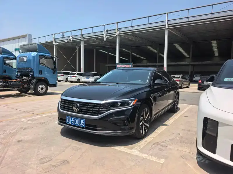 Volkswagen Passat, 2022