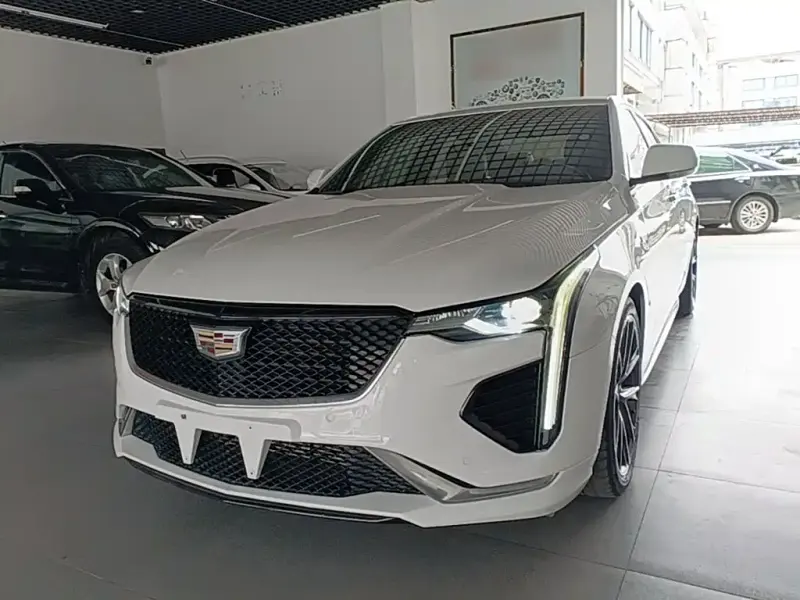 Cadillac CT4, 2021