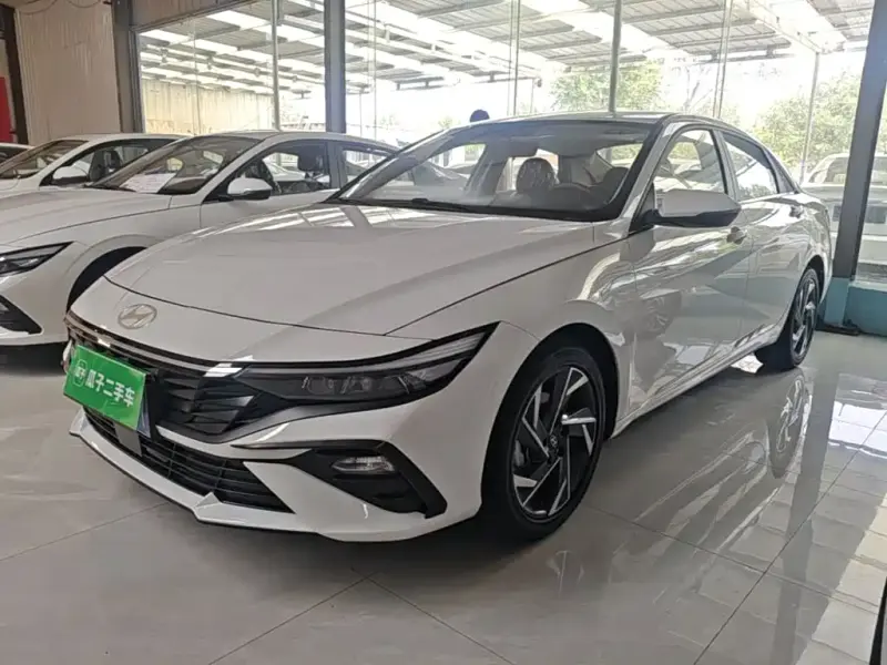 Hyundai Elantra, 2026