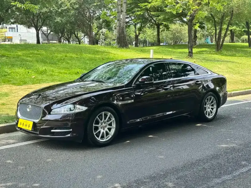 Jaguar XJ, 2014