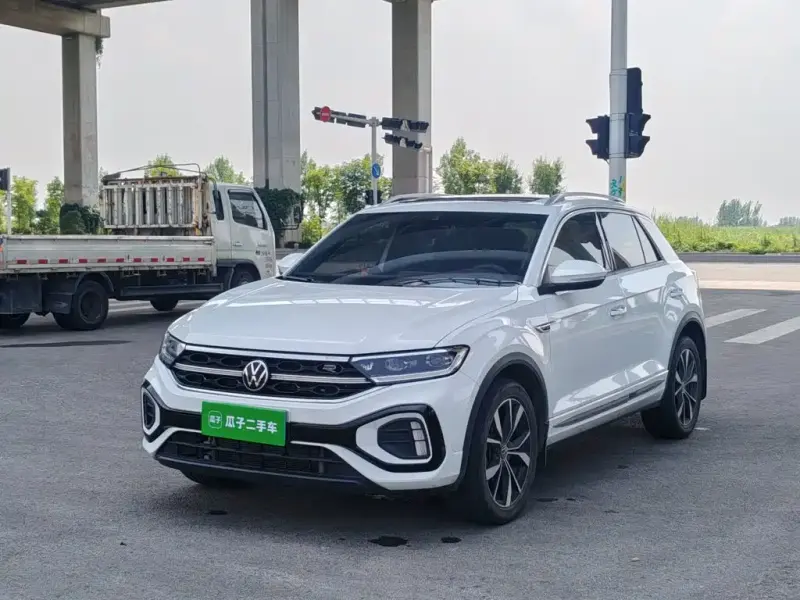 Volkswagen T-Roc, 2024