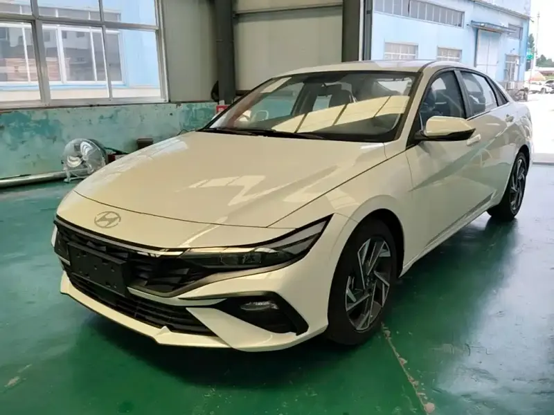 Hyundai Elantra, 2026