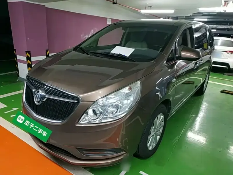 Buick GL8, 2019
