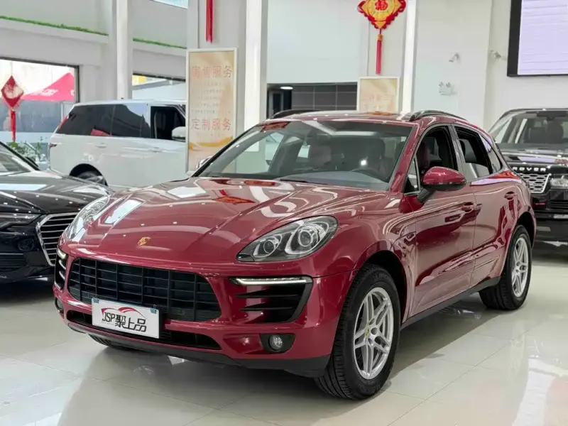 Porsche Macan, 2015