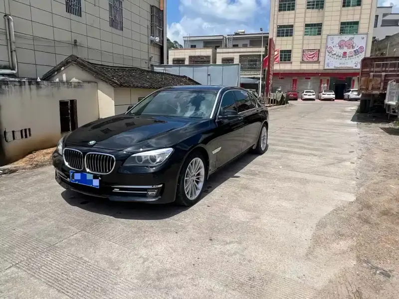 BMW 7 Series, 2015