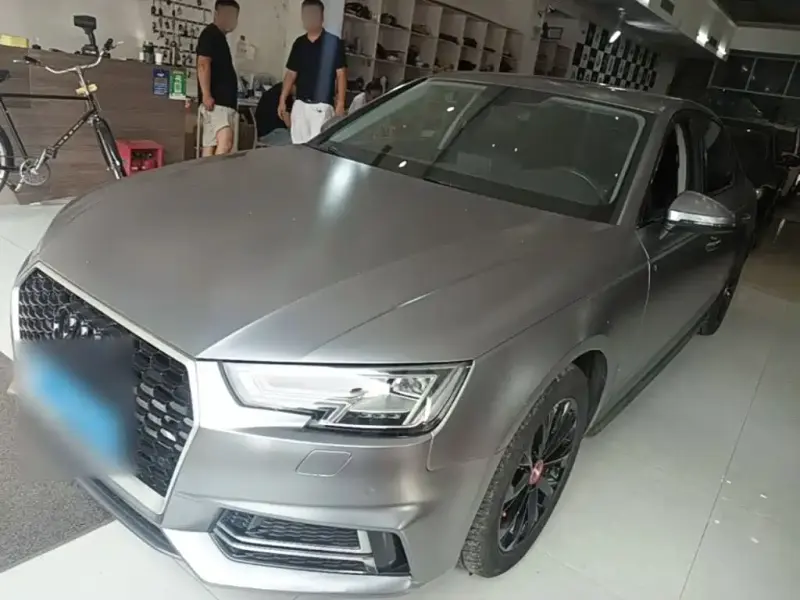 Audi A4L, 2019