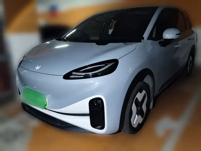 ARCFOX S, 2025