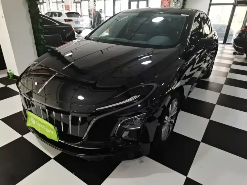 Hongqi E-QM5, 2024