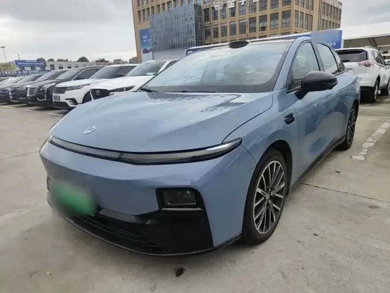 Leapmotor B01, 2025