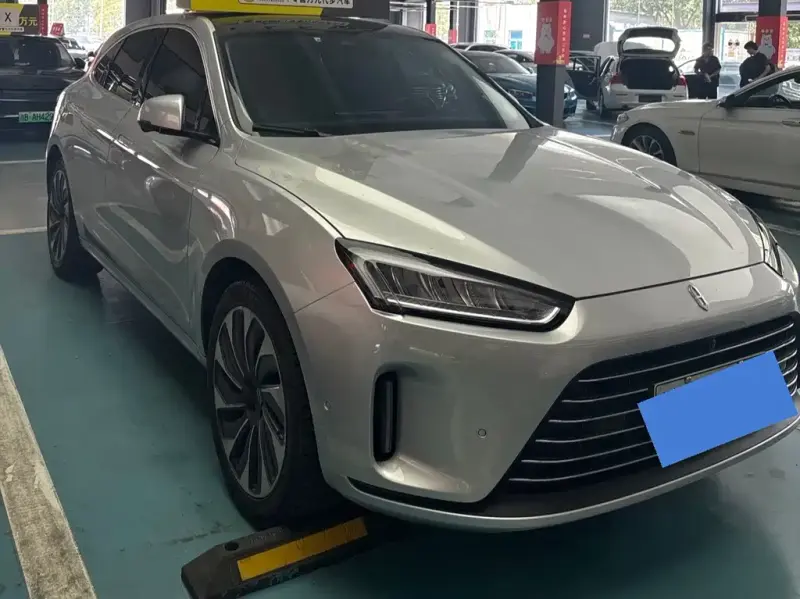 AITO M5, 2022