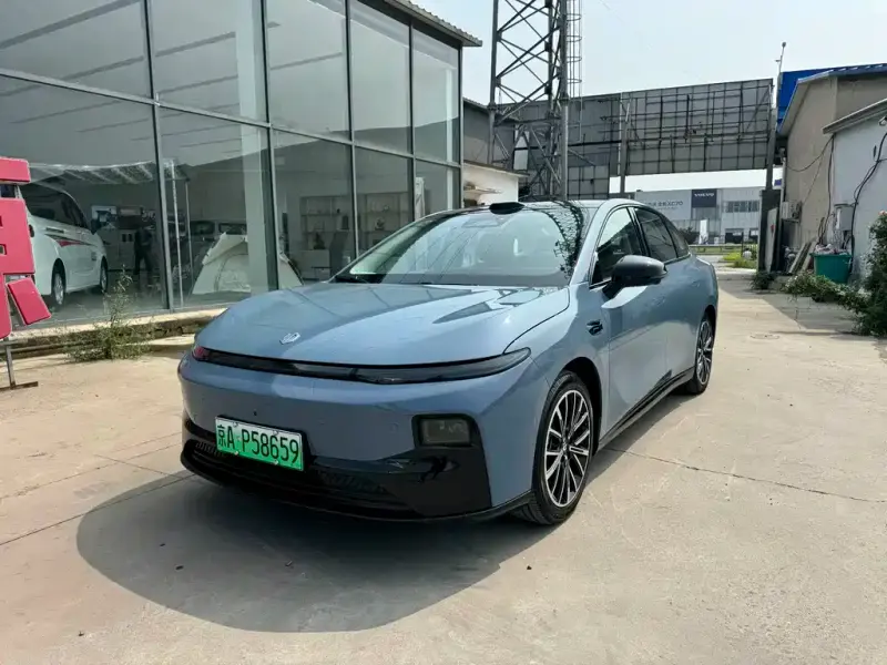 Leapmotor B01, 2025