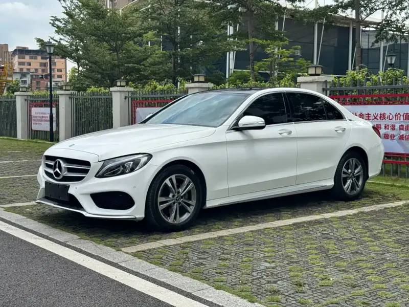 Mercedes-Benz C-Class, 2017