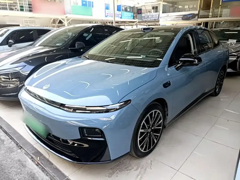 Leapmotor B01, 2025
