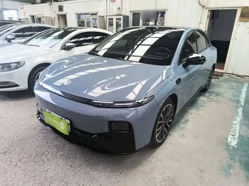 Leapmotor B01, 2025