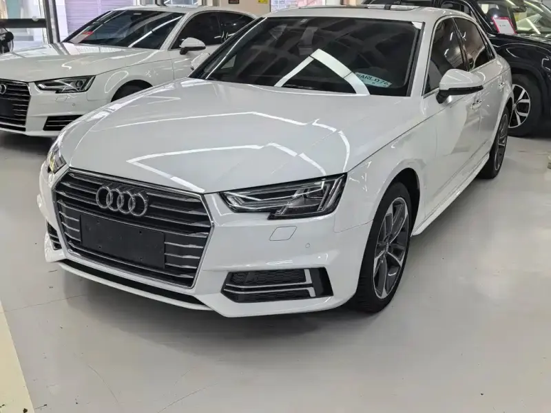 Audi A4L, 2019