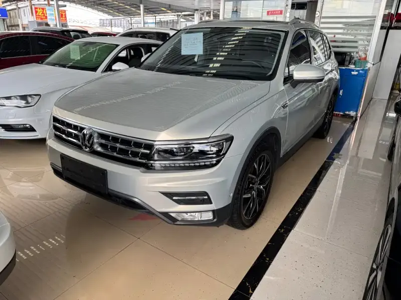 Volkswagen Tiguan L, 2020