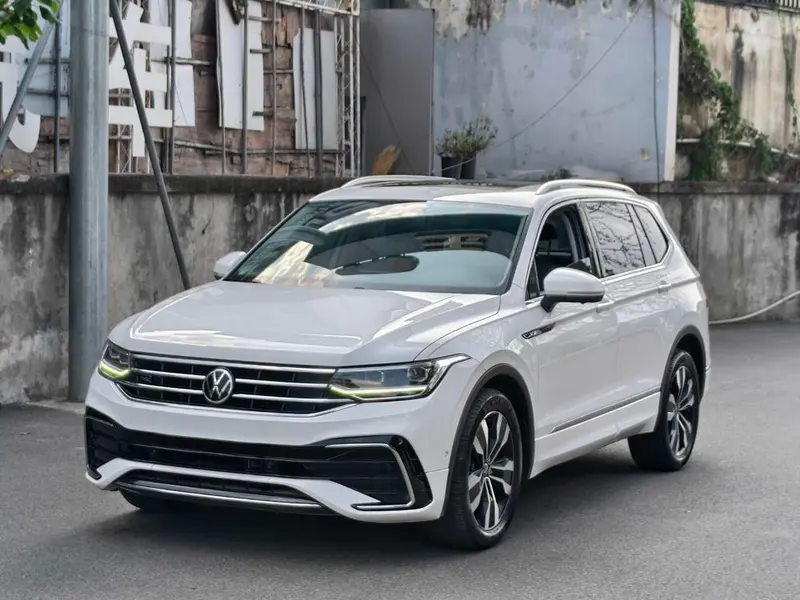 Volkswagen Tiguan L, 2022