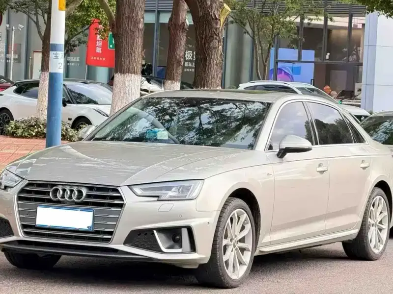 Audi A4L, 2019