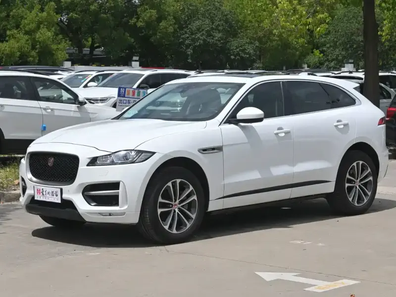 Jaguar F-PACE, 2017
