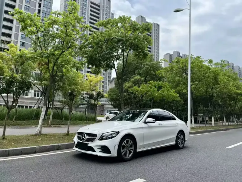 Mercedes-Benz C-Class, 2020