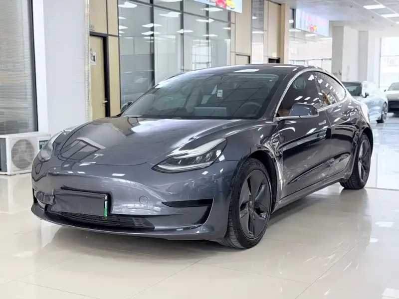 Tesla Model 3, 2021