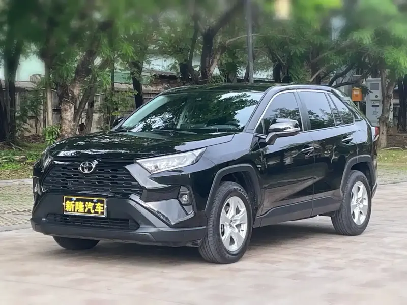 Toyota RAV4, 2025