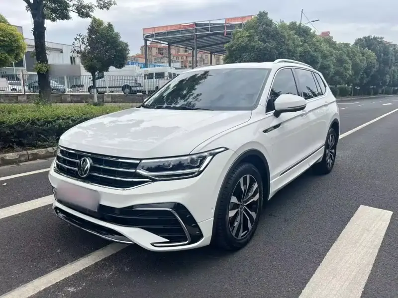 Volkswagen Tiguan L, 2021
