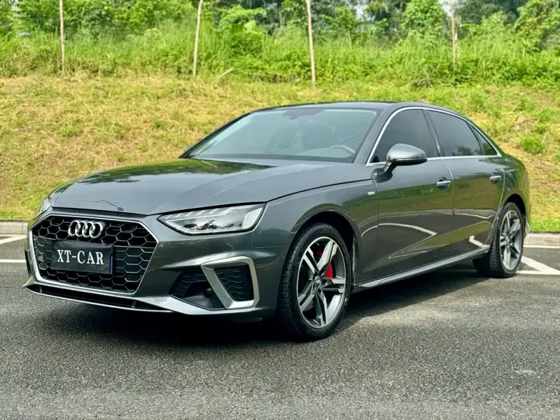 Audi A4L, 2021