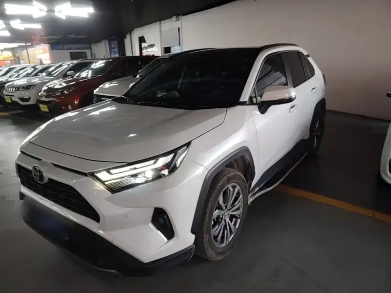 Toyota RAV4, 2024